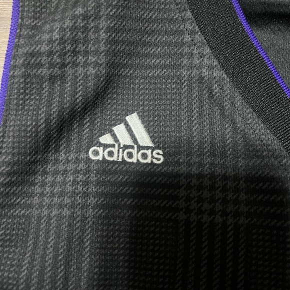 Adidas Limited Edition Los Angeles Lakers Kobe Bryant #24 Jersey - Picture 5 of 7